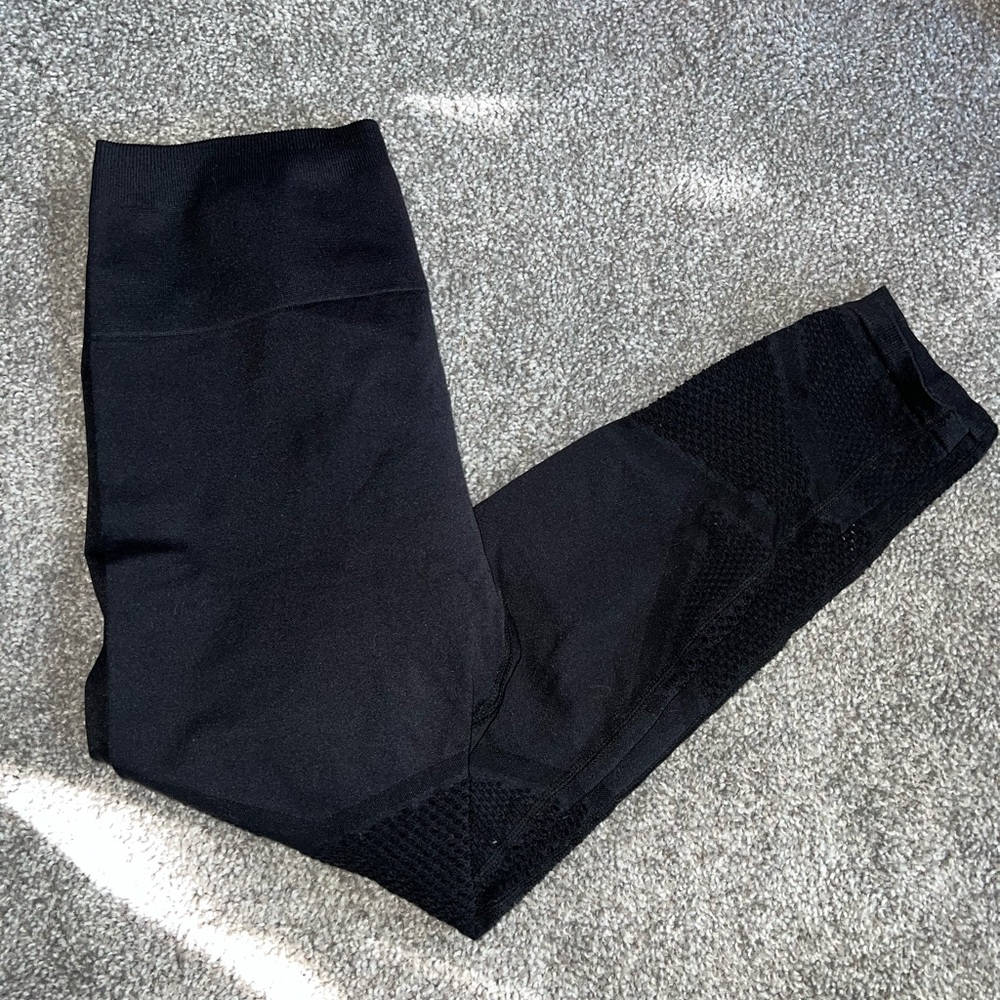 Fabletics Mosaic High-Waisted 7/8 Leggings
